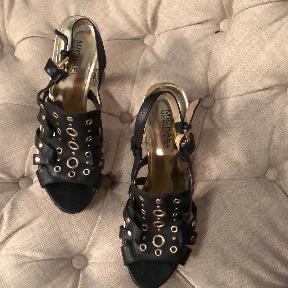 Shoes - Picture 2 of 2